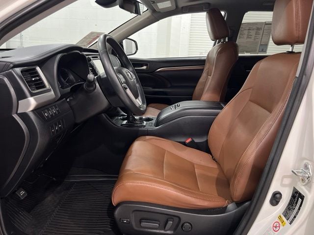 2017 Toyota Highlander Limited Platinum