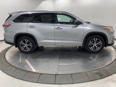 2016 Toyota Highlander XLE V6
