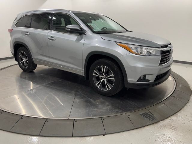 2016 Toyota Highlander XLE V6