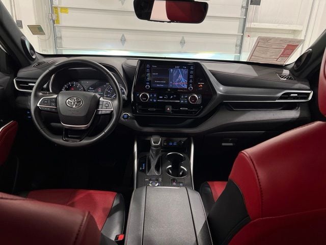 2022 Toyota Highlander XSE