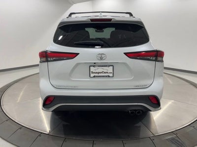 2022 Toyota Highlander XSE
