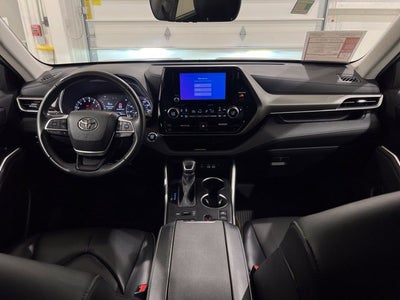 2023 Toyota Highlander XLE