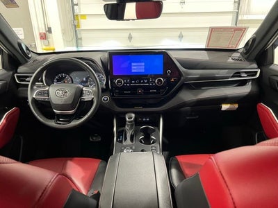 2024 Toyota Highlander XSE