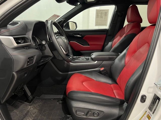 2024 Toyota Highlander XSE