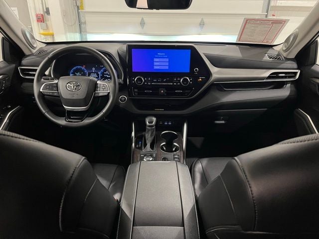 2025 Toyota Highlander Limited