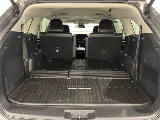 2025 Toyota Highlander Limited