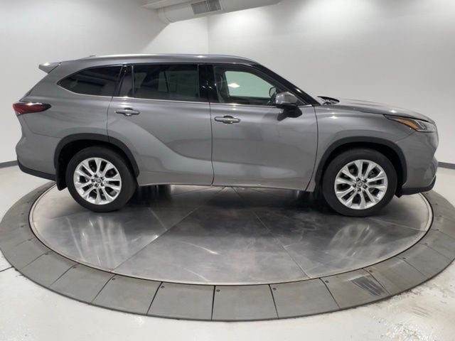 2025 Toyota Highlander Limited