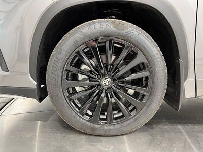 2026 Toyota Highlander XSE