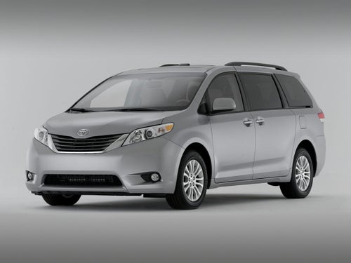 2012 Toyota Sienna LE 8 Passenger