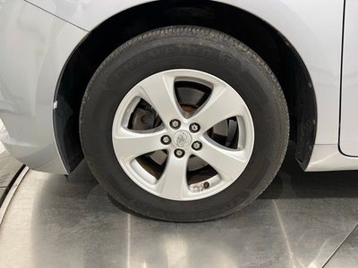 2012 Toyota Sienna LE 8 Passenger