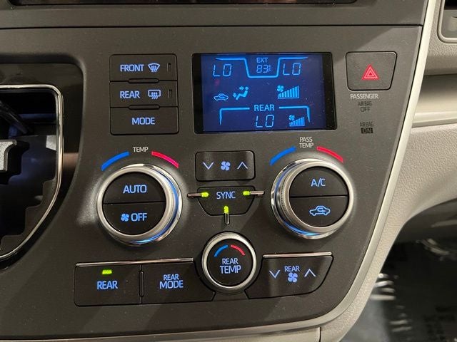 2020 Toyota Sienna LE 8 Passenger