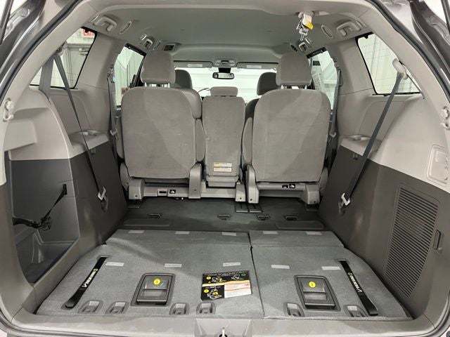 2020 Toyota Sienna LE 8 Passenger