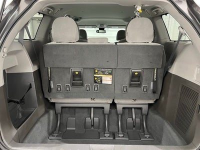 2020 Toyota Sienna LE 8 Passenger