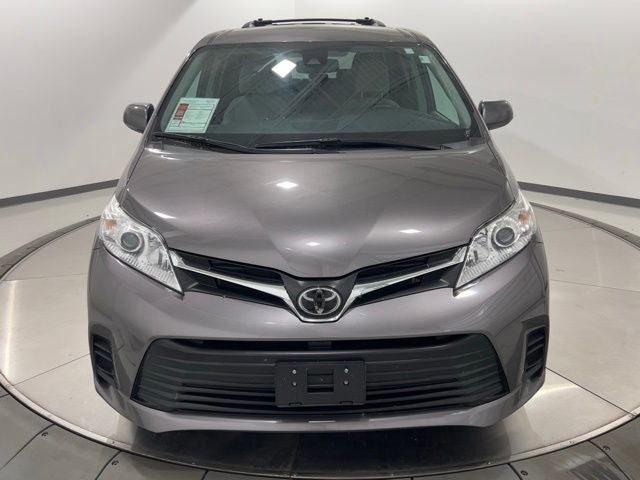 2020 Toyota Sienna LE 8 Passenger