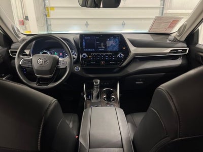 2021 Toyota Highlander Hybrid Limited