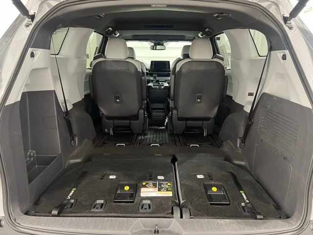 2023 Toyota Sienna XSE 7 Passenger