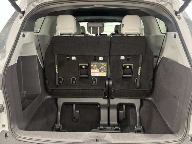 2023 Toyota Sienna XSE 7 Passenger