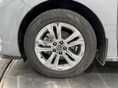 2023 Toyota Sienna XSE 7 Passenger