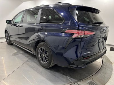 2025 Toyota Sienna XSE 7 Passenger