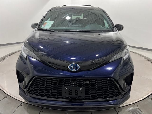 2025 Toyota Sienna XSE 7 Passenger