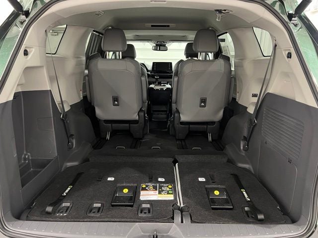 2024 Toyota Sienna XLE 7 Passenger