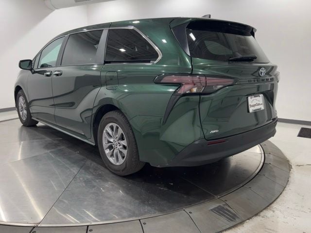2024 Toyota Sienna XLE 7 Passenger