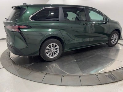 2024 Toyota Sienna XLE 7 Passenger
