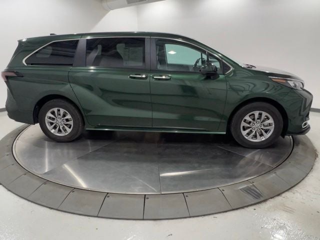 2024 Toyota Sienna XLE 7 Passenger