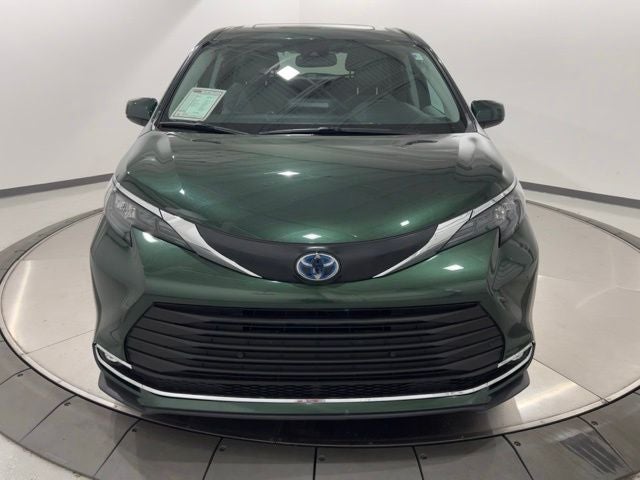 2024 Toyota Sienna XLE 7 Passenger