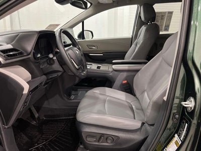 2024 Toyota Sienna XLE 7 Passenger