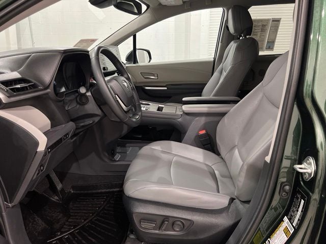 2024 Toyota Sienna XLE 7 Passenger