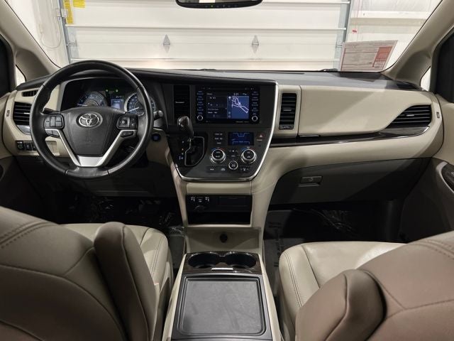 2019 Toyota Sienna XLE Premium 8 Passenger