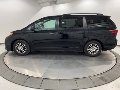 2019 Toyota Sienna XLE Premium 8 Passenger