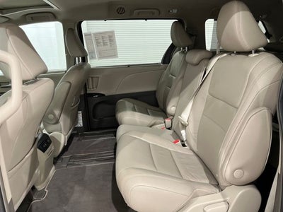 2019 Toyota Sienna XLE Premium 8 Passenger