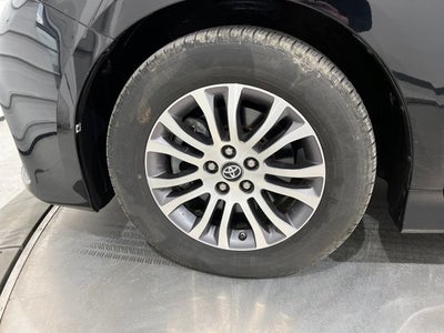2019 Toyota Sienna XLE Premium 8 Passenger
