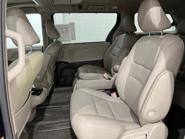 2019 Toyota Sienna XLE 7 Passenger