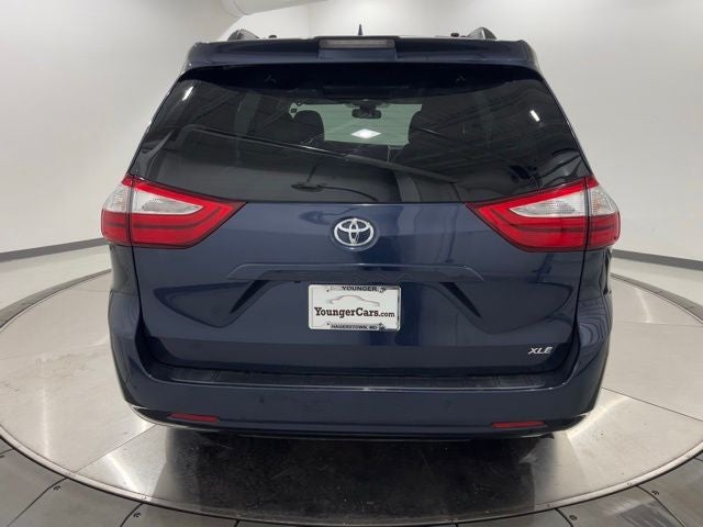 2019 Toyota Sienna XLE 7 Passenger