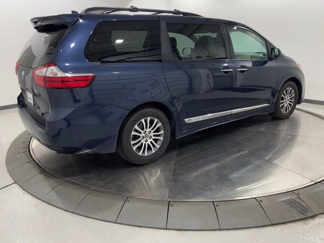 2019 Toyota Sienna XLE 7 Passenger