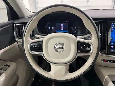 2024 Volvo S60 B5 Plus Dark Theme