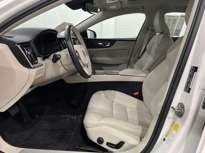 2024 Volvo S60 B5 Plus Dark Theme