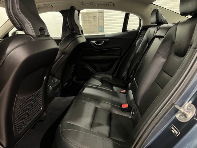 2024 Volvo S60 B5 Plus Dark Theme