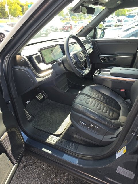 2023 Rivian R1S Adventure Quad Motor Large Pack