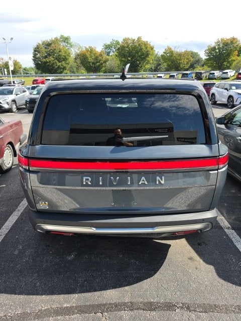 2023 Rivian R1S Adventure Quad Motor Large Pack