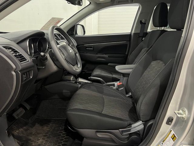 2025 Mitsubishi Outlander Sport 2.0 ES