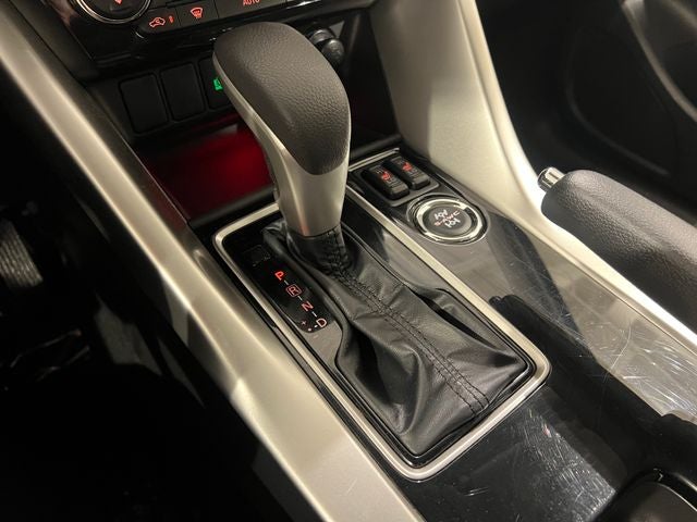 2024 Mitsubishi Eclipse Cross LE