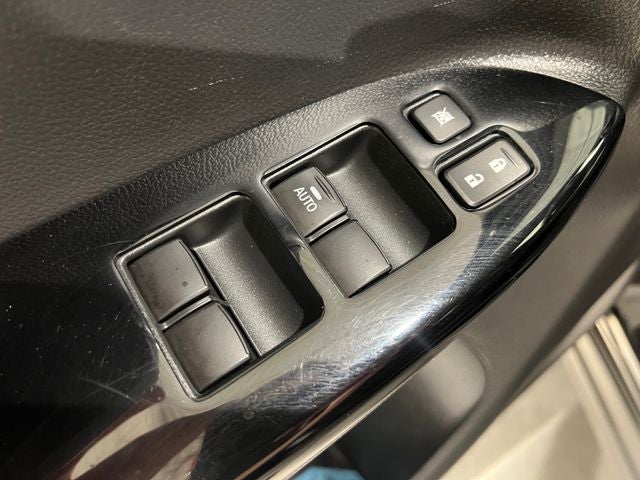 2024 Mitsubishi Eclipse Cross LE