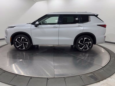 2022 Mitsubishi Outlander SEL