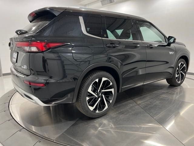 2023 Mitsubishi Outlander PHEV 40th Anniversary