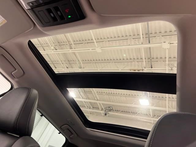 2023 Mitsubishi Outlander PHEV SEL