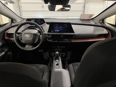 2025 Toyota Prius Plug-In Hybrid SE